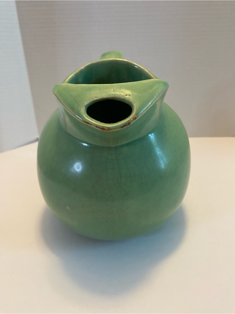 Vintage Jadeite Green Ball Jug w/ Ice Lip Water Pitcher – Marked “USA” – MCM - Picture 3 of 15